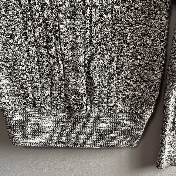 Gap chunky textured knitted marled crewneck cotton sweater. Size Small - Picture 3 of 5